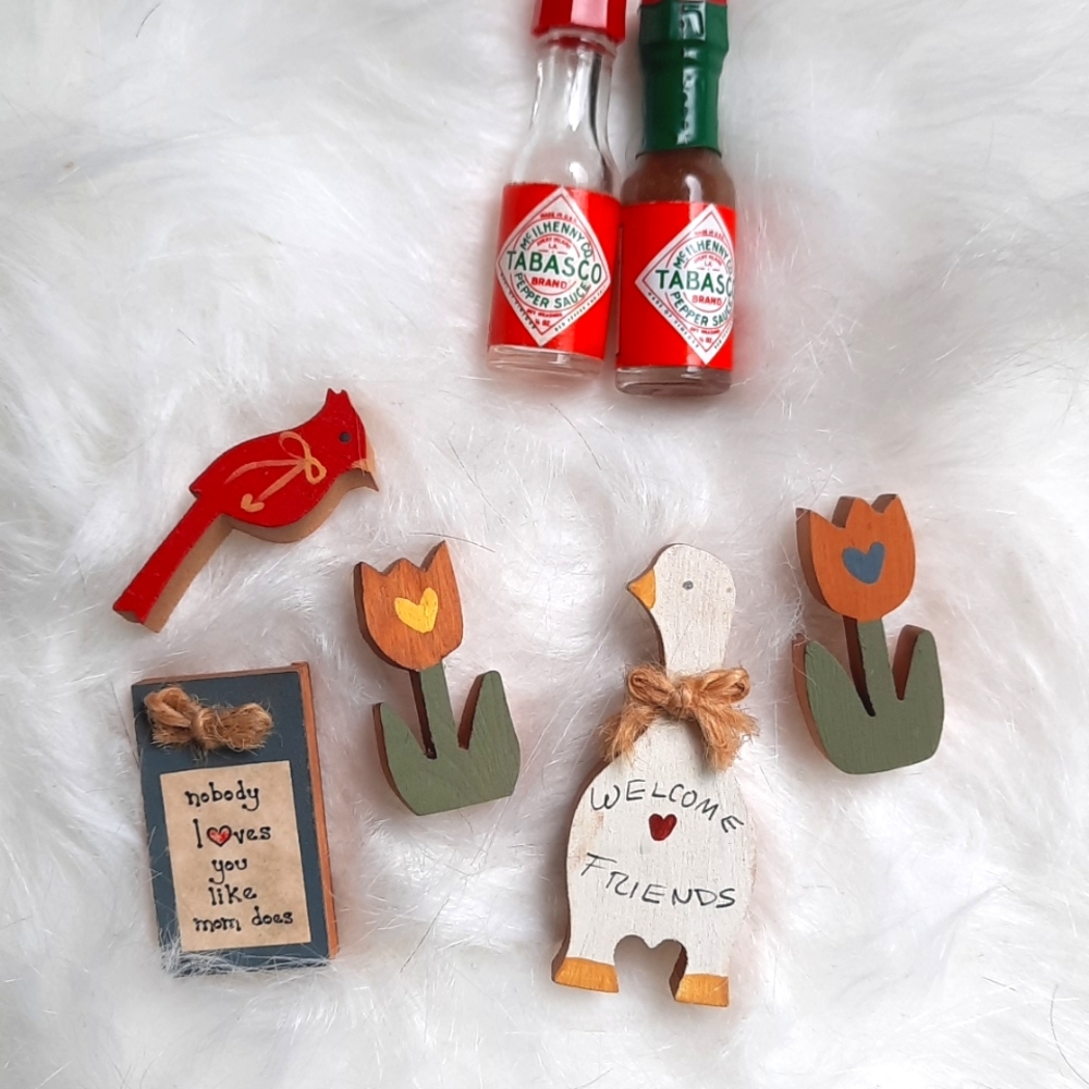 3/$10 Wooden miniature decor